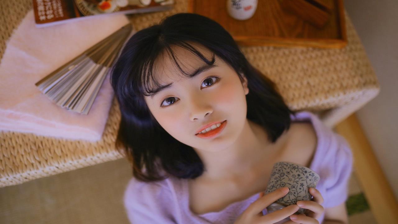 希島愛理 信也：初戀的悸動與迷惘